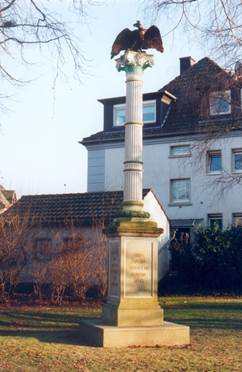 Beschreibung: Denkmal-Adler-10-12-2002-a